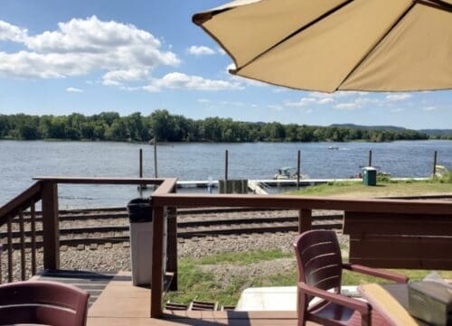 Indoor / Outdoor Dining 6 Img 1935